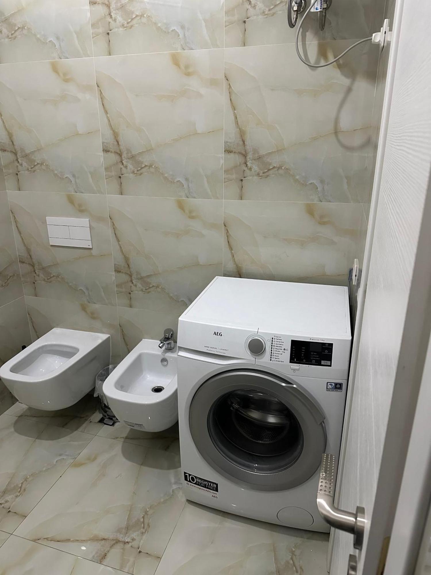Ambassador Tirana Apartment מראה חיצוני תמונה